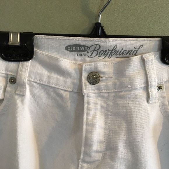 White Boyfriend Jeans - Picture 3 of 4